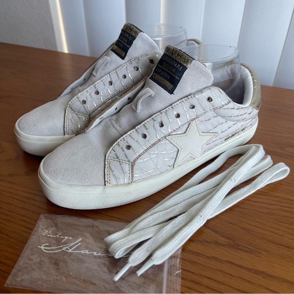 Vintage Havana Flair Sneakers Off-White/Gold Croc Size 7.5